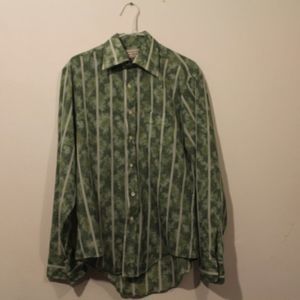Landmark Button-Up Shirt in Green XL